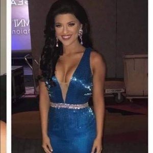 Custom Jovani Turquoise size 4/6 gown